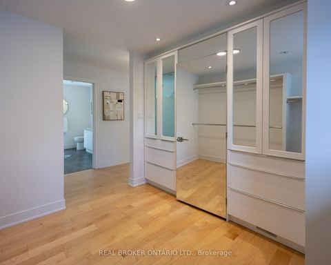 Photo 29 at 88 South Kingsway Way, Swansea, Toronto