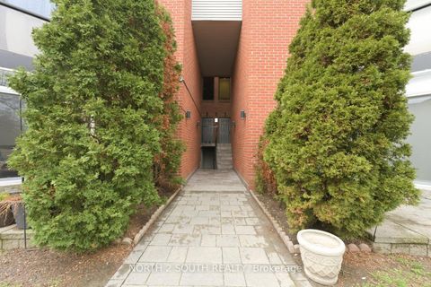 Photo 4 at TH 23 - 100 Arbors Lane, West Woodbridge, Vaughan