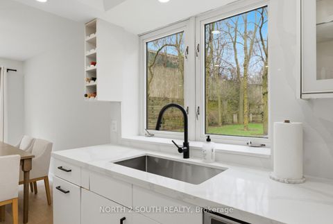 Photo 18 at TH 23 - 100 Arbors Lane, West Woodbridge, Vaughan