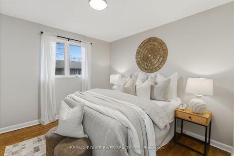 Photo 8 at 557 Shakespeare Avenue, Donevan, Oshawa