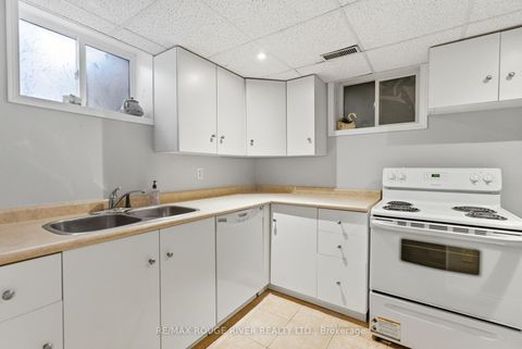 Photo 17 at 557 Shakespeare Avenue, Donevan, Oshawa