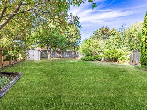 Photo 33 at 1858 Shadybrook Drive, Amberlea, Pickering