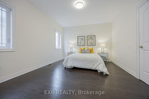 Photo 34 at 95 Chesney Crescent, Kleinburg, Vaughan