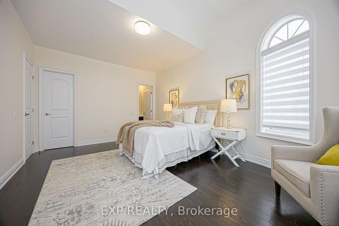 Photo 38 at 95 Chesney Crescent, Kleinburg, Vaughan