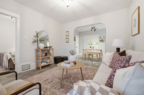 Photo 6 at 26 Arlington Avenue, O'Neill, Oshawa