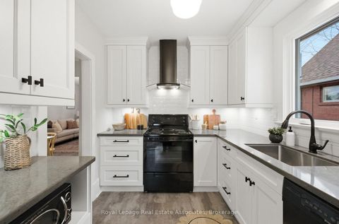 Photo 9 at 26 Arlington Avenue, O'Neill, Oshawa