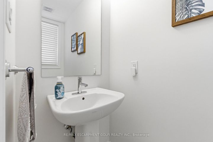 Photo 8 at 383 Wheat Boom Drive, JM Joshua Meadows, Oakville