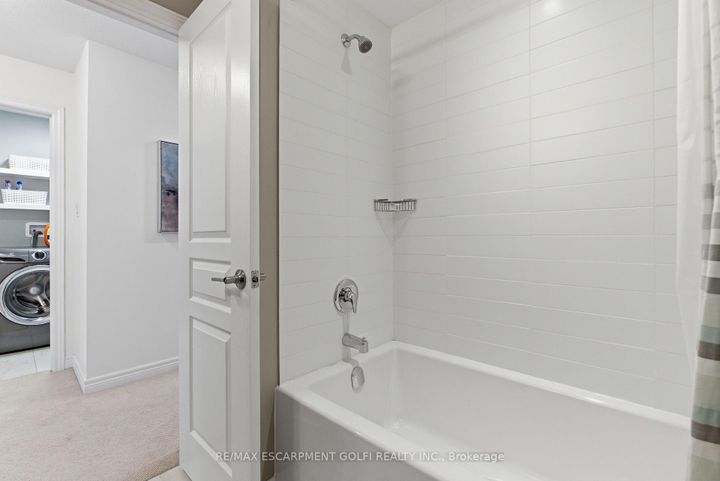 Photo 18 at 383 Wheat Boom Drive, JM Joshua Meadows, Oakville