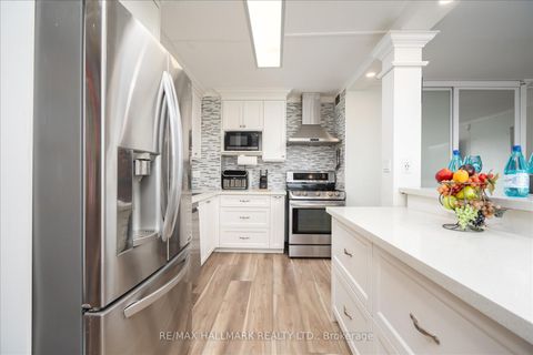 Photo 10 at 1101 - 725 Don Mills Road, Flemingdon Park, Toronto