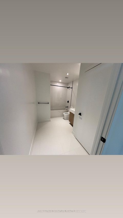 Photo 4 at 2312 - 117 Broadway Avenue, Mount Pleasant West, Toronto