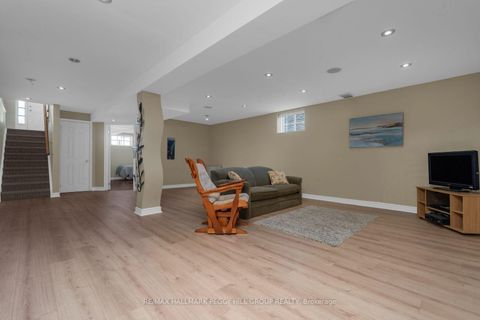 Photo 10 at 67 Forest Dale Drive, Little Lake, Barrie