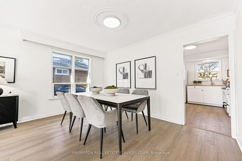 Photo 7 at 81 Maxome Avenue, Newtonbrook East, Toronto