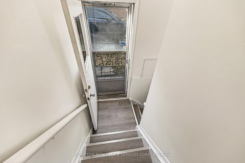 Photo 16 at 81 Maxome Avenue, Newtonbrook East, Toronto