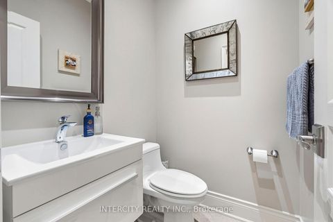 Photo 20 at 23 Via Borghese Street, Vellore Village, Vaughan