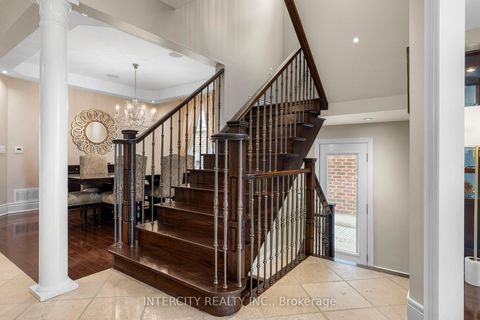 Photo 21 at 23 Via Borghese Street, Vellore Village, Vaughan