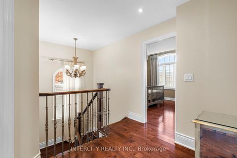 Photo 22 at 23 Via Borghese Street, Vellore Village, Vaughan