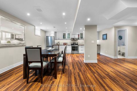 Photo 39 at 23 Via Borghese Street, Vellore Village, Vaughan