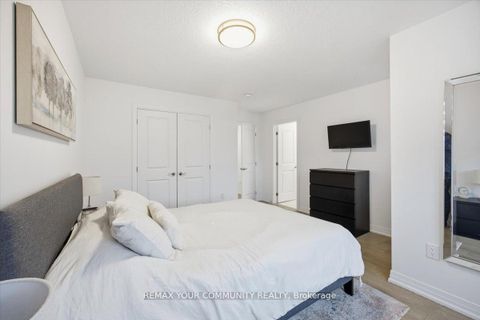 Photo 15 at 76 Sagewood Avenue, Rural Barrie Southeast, Barrie