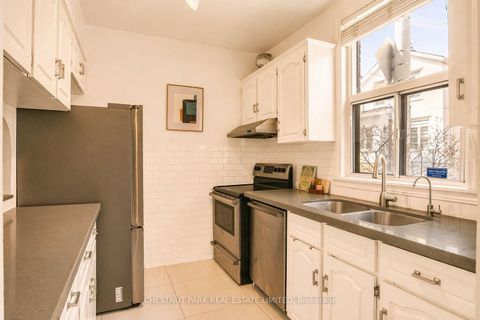 Photo 5 at 25 Bishop Street, Annex, Toronto