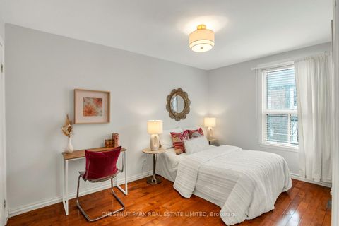 Photo 32 at 25 Bishop Street, Annex, Toronto