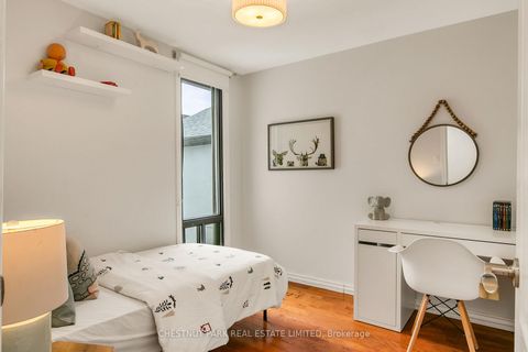 Photo 34 at 25 Bishop Street, Annex, Toronto