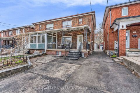 Photo 1 at 80 Roseneath Gardens, Oakwood Village, Toronto
