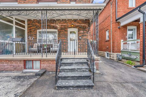 Photo 2 at 80 Roseneath Gardens, Oakwood Village, Toronto
