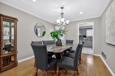 Photo 10 at 3 Lancashire Road, Unionville, Markham