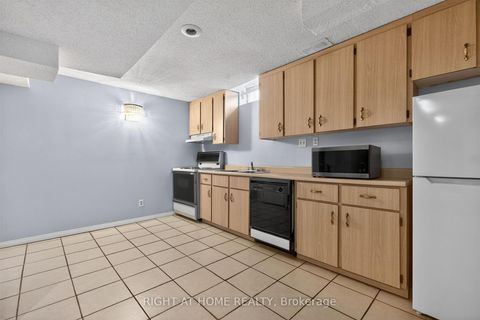 Photo 38 at 3 Lancashire Road, Unionville, Markham