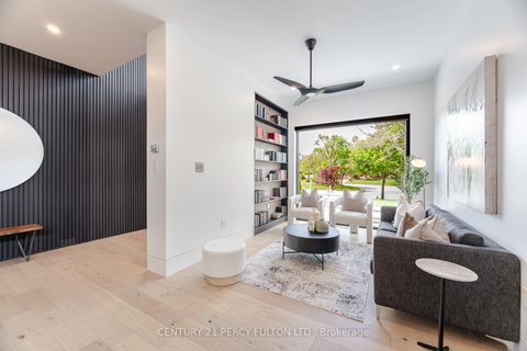 Photo 7 at 10 Haida Court, Highland Creek, Toronto