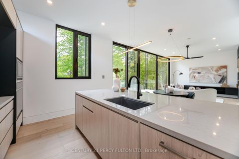 Photo 11 at 10 Haida Court, Highland Creek, Toronto