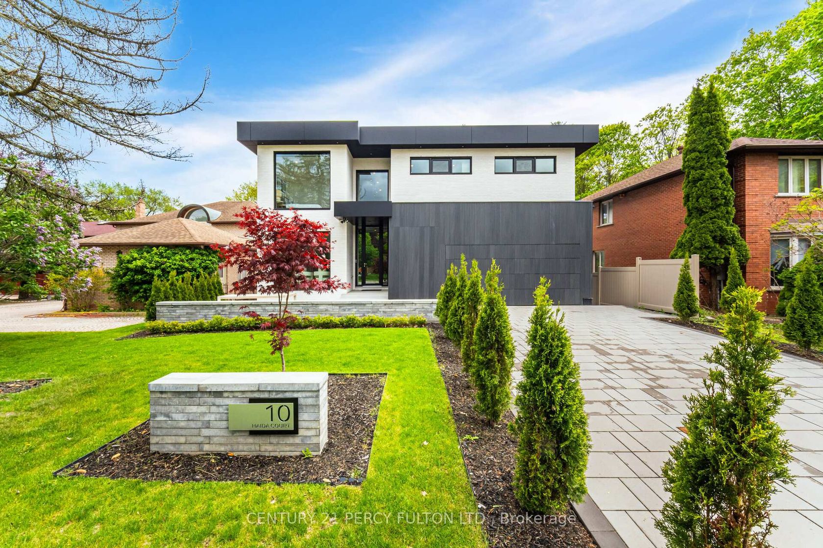 10 Haida Court, Highland Creek, Toronto photo number 2