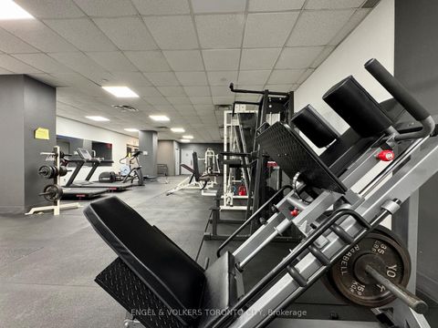 Photo 35 at 706 - 393 King Street W, Waterfront Communities C1, Toronto