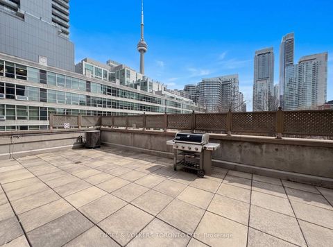 Photo 38 at 706 - 393 King Street W, Waterfront Communities C1, Toronto