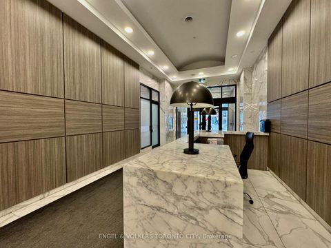 Photo 39 at 706 - 393 King Street W, Waterfront Communities C1, Toronto