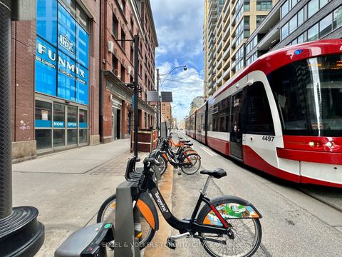 Photo 48 at 706 - 393 King Street W, Waterfront Communities C1, Toronto