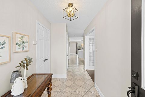 Photo 6 at 9 Clayton Crescent, Bowmanville, Clarington