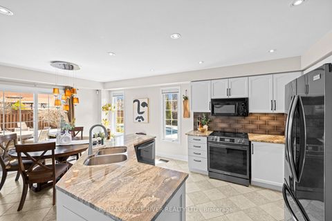 Photo 17 at 9 Clayton Crescent, Bowmanville, Clarington