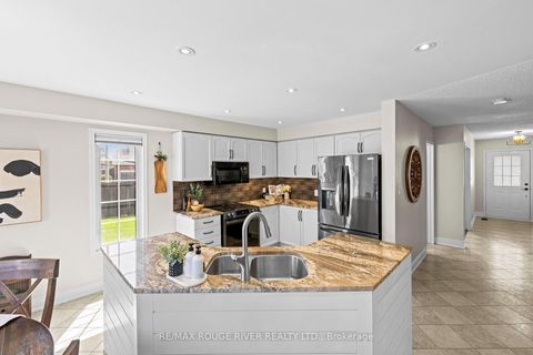 Photo 18 at 9 Clayton Crescent, Bowmanville, Clarington