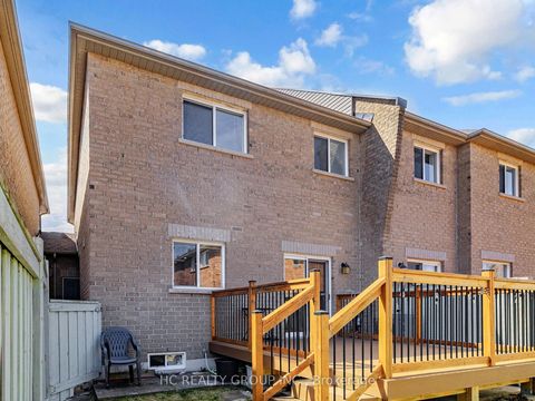 Photo 25 at 157 DOVETAIL Drive, Oak Ridges Lake Wilcox, Richmond Hill