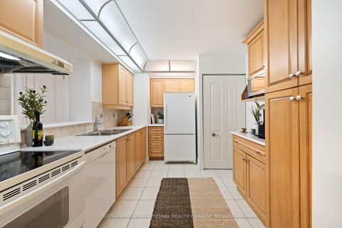 Photo 12 at 517 - 5418 Yonge Street, Willowdale West, Toronto