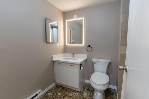 Photo 20 at 312 - 1 Quail Crescent, Ardagh, Barrie