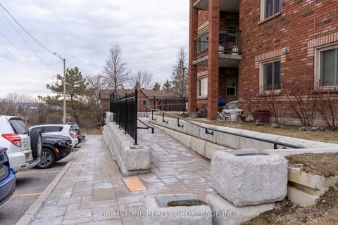 Photo 24 at 312 - 1 Quail Crescent, Ardagh, Barrie