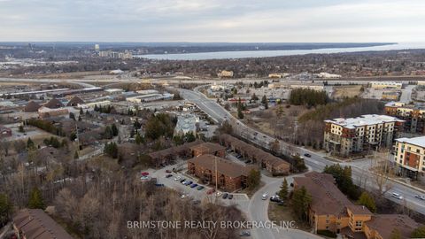 Photo 26 at 312 - 1 Quail Crescent, Ardagh, Barrie