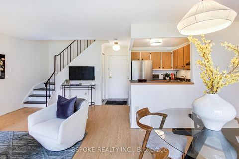 Photo 8 at 103 - 2001 Bonnymede Drive, Clarkson, Mississauga