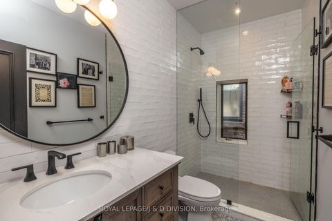 Photo 31 at 40 Bernard Avenue, Annex, Toronto