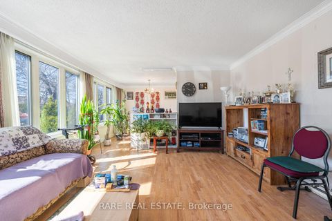 Photo 8 at 29 Laxford Avenue, Maryvale, Toronto