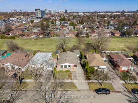 Photo 39 at 29 Laxford Avenue, Maryvale, Toronto