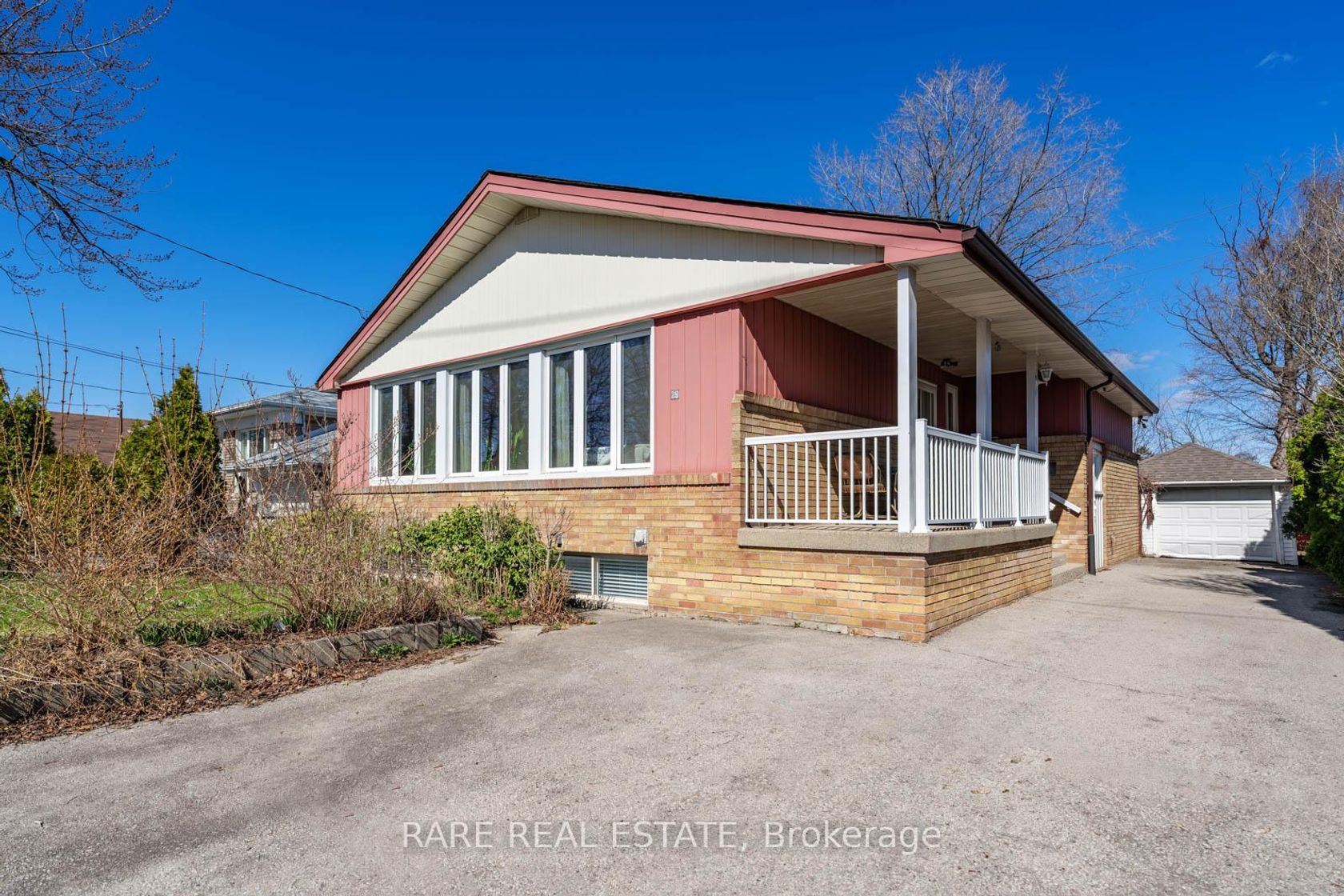 29 Laxford Avenue, Maryvale, Toronto photo number 2