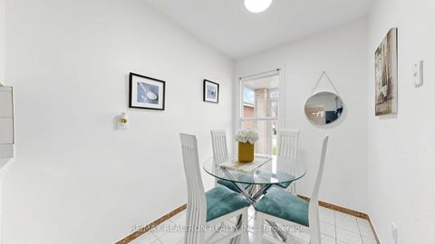 Photo 13 at 58 Glanvil Crescent, Malvern, Toronto